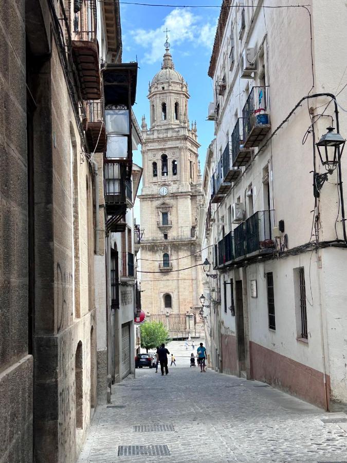 Apartamentos La Catedral De Jaén Esterno foto